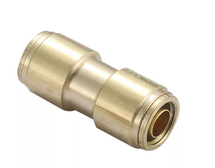 Brass DOT push-in air brake union, angled view